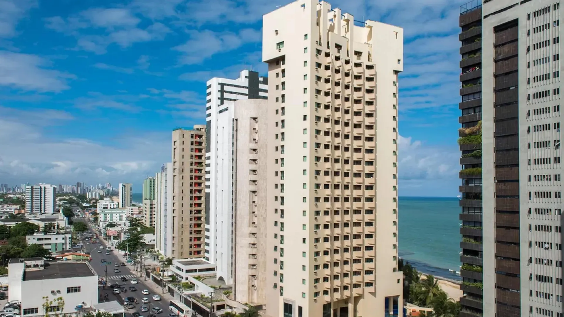 ****  Blue Tree Towers Recife Hotel Jaboatao dos Guararapes Brazil